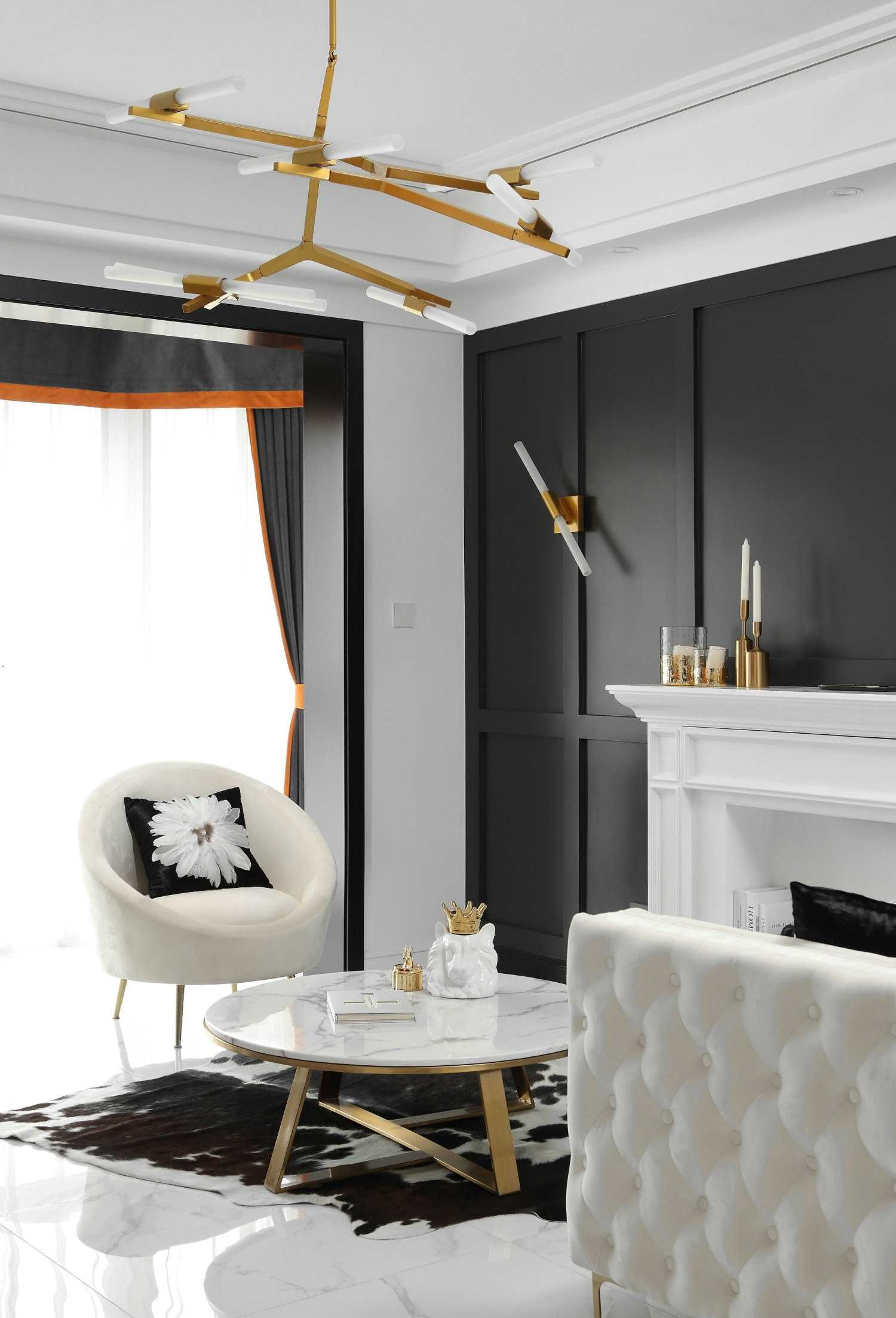 白色為主 黑色點(diǎn)綴 在這個(gè)黑白相交的空間里點(diǎn)綴上香橙色 看起來(lái)沒(méi)有一點(diǎn)突兀 白色為主 黑色點(diǎn)綴 在這個(gè)黑白相交的空間里點(diǎn)綴上香橙色 看起來(lái)沒(méi)有一點(diǎn)突兀