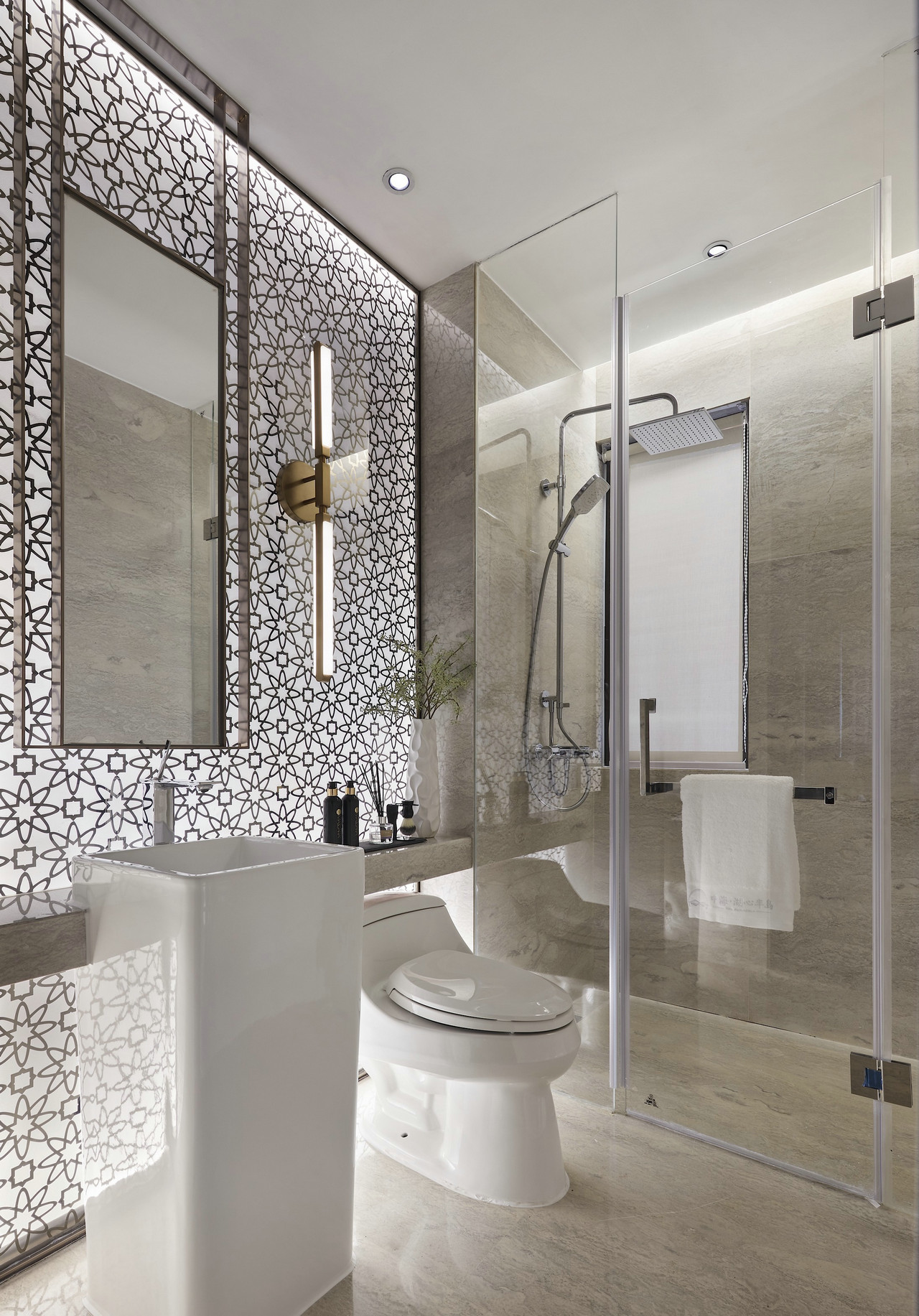 如何去除新裝房中的異味呢？