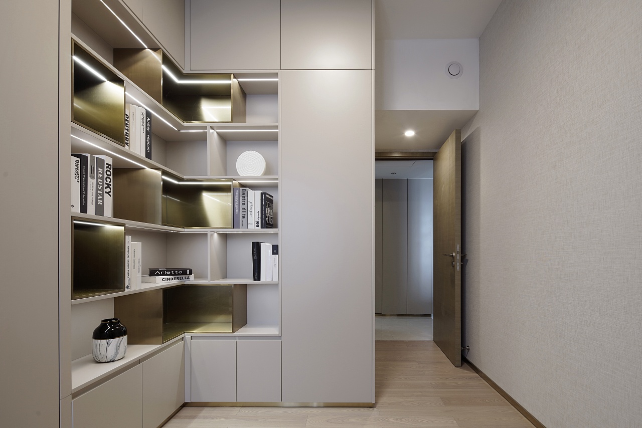 現(xiàn)代時尚，質(zhì)感輕奢